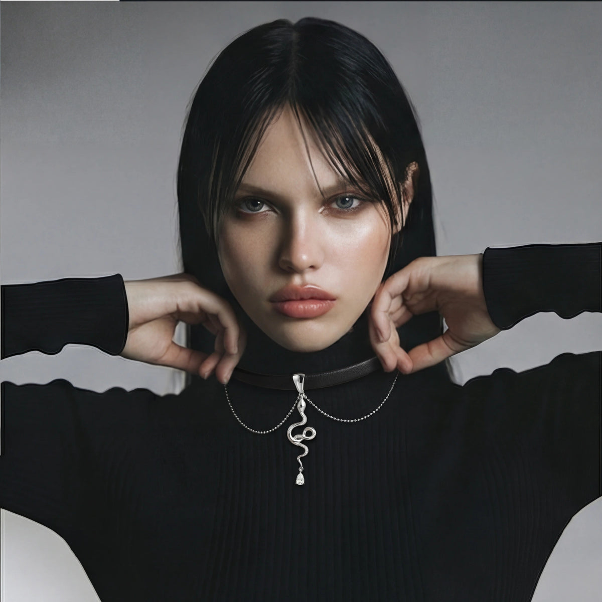 Choker Serpente do Poder